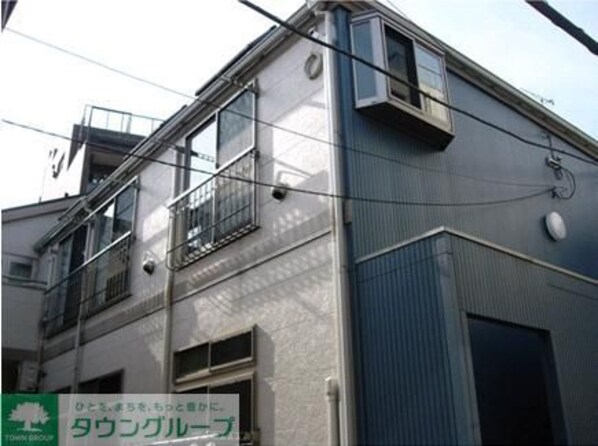 スリーワンの物件外観写真